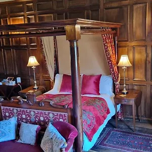 Braithwaite Hall Middleham