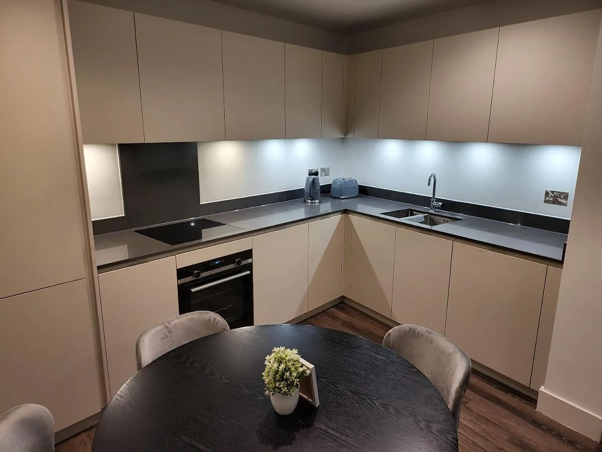 71 Bondway, Parry St, London Sw81Sf Apartment