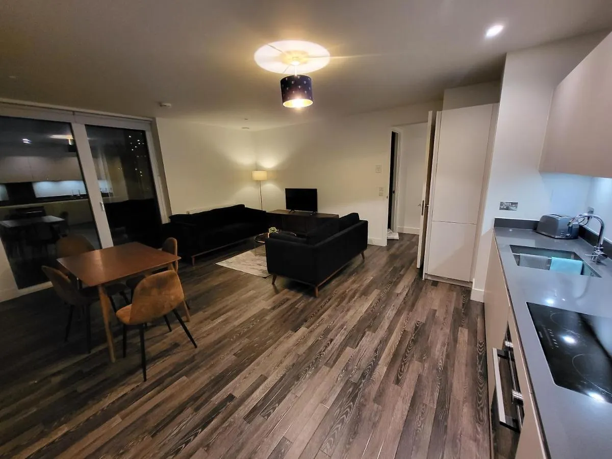 71 Bondway, Parry St, London Sw81Sf Apartment